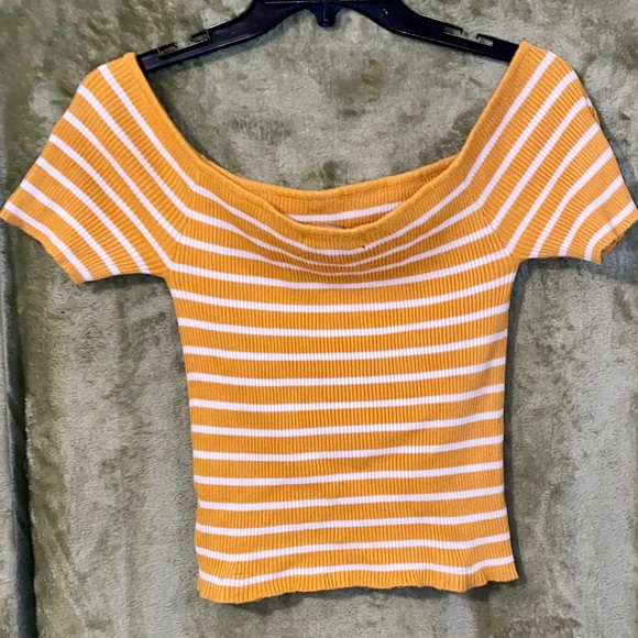 Forever 21+ Top - Picture 2 of 3